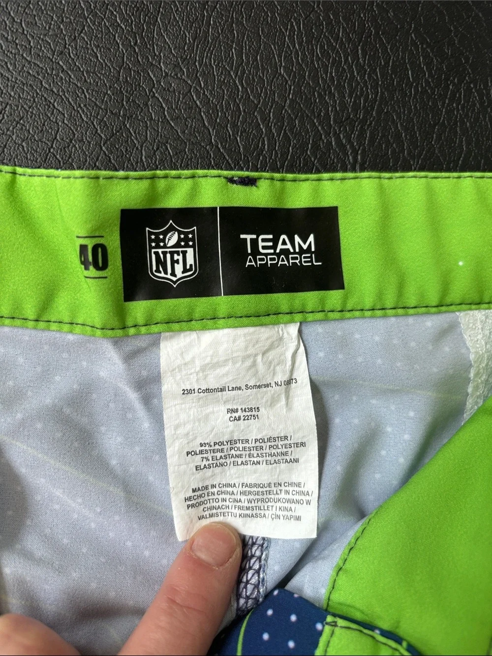 Seahawks Navy & Neon Green Men's Golf Shorts